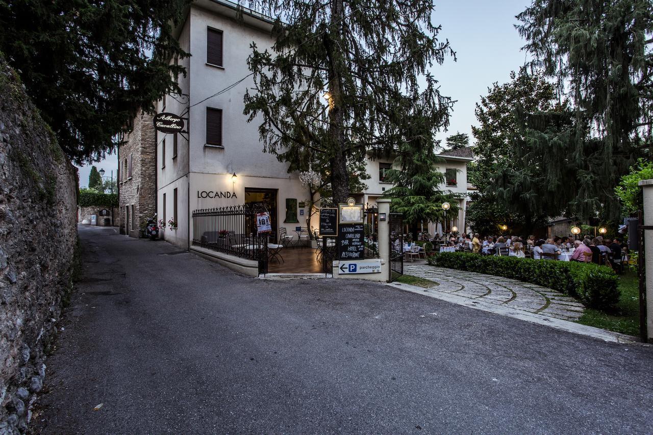 Albergo Locanda Cavallino ตอสโกลาโน มาแดร์โน ภายนอก รูปภาพ